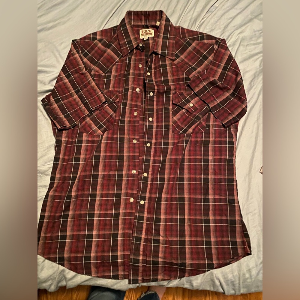 Ely cattleman short sleeve size medium pearl snap